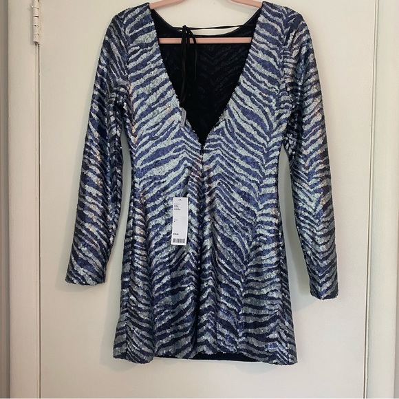 Urban Outfitters Long Sleeve Sequin Body-con Dress - Picture 2 of 5